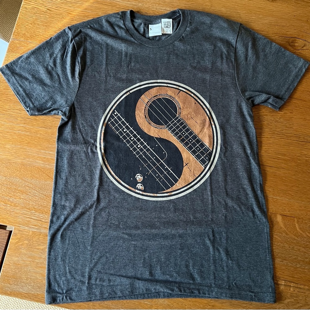 Guitar tshirt